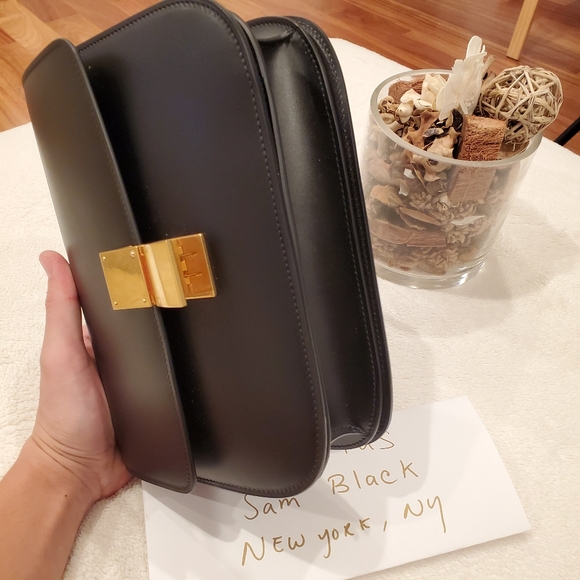 Brand New Celine Classic Box Bag Medium Black w. Gold Hardware with Tags - Picture 4 of 11